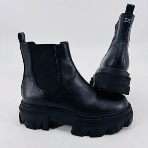 Sam Edelman Daelyn Leather Chunky Lug Sole Waterproof Combat Moto Chelsea Boots